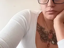 Amateur Live Sex of Ashley_love