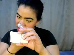 Amateur Free Porn Cam of Candy_Kruhs