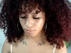 Amateur Sex Chat of isa_bellaxx2