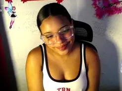 Amateur Best live sex cam show of chleo_rosse