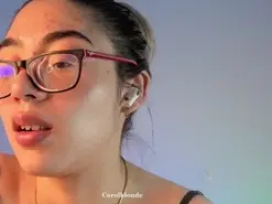 Amateur Live Sex Cam of carol_blonde