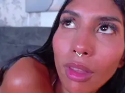 Amateur Live Sex Cam of taty_miller