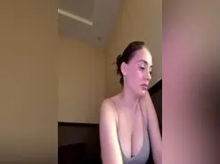 Amateur Adult Webcams of emmieoz