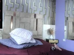 Amateur Live Porn of adhara_ruiz