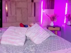 Amateur Watch Live Sex Cams of adhara_ruiz