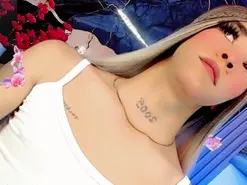 Amateur Adult Webcam of moon_sweet-