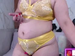 Amateur Live Porn of kiara_scott