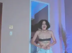 Amateur Free Live Porn of LyraVendrell
