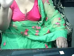 Amateur Live Sex of indianbhabi40