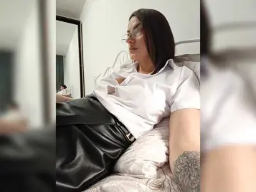 Bongacams Sex Cam of xtamarax