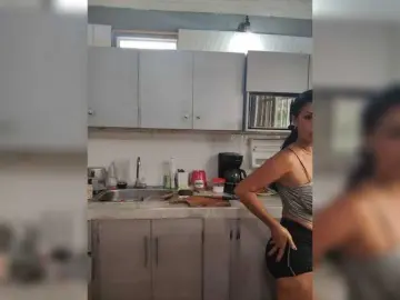Bongacams Live Sex Cam of flacapaola11