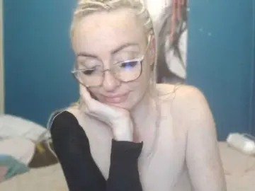 Bongacams Nude Webcam of NADINNNE