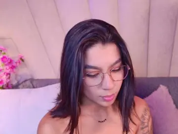 Bongacams Adult Webcams of Alyssa-Ray
