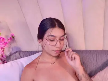 Bongacams Adult Webcams of Alyssa-Ray