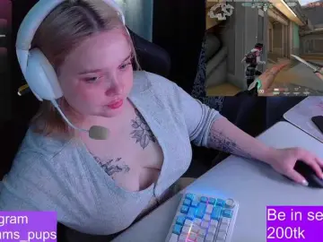 Bongacams Sex Cam of AlinaAdams