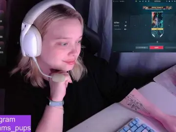 Bongacams Free Live Porn of AlinaAdams