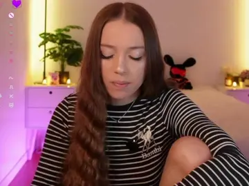 Bongacams Sex Chat of MaybeBabeTV