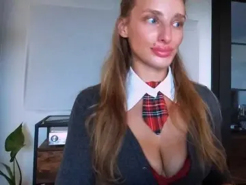 Bongacams Best live sex cam show of MarilynShow