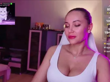 Bongacams Private Sex Chat of QWEENII