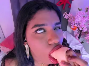 Bongacams Free Porn Cam of KendraChavezz1