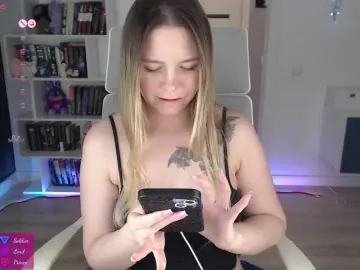 Bongacams Free Porn Cam of EmmaBryan