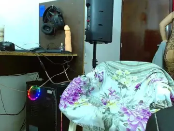 Bongacams Watch Live Sex Cams of amberkholin-