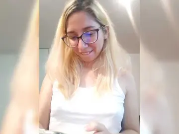 Bongacams Live Porn of LittleSammy