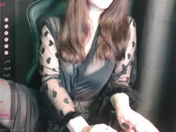 Bongacams Watch Live Sex Cams of ScarletWitch666