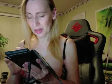 Bongacams Live Sex of AngelikaMore