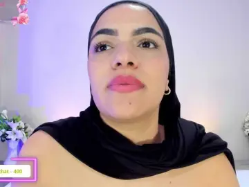 Bongacams Sex Cam of mhia-paris