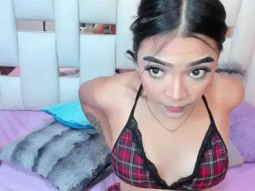 Bongacams Free Live Porn of NauthyNahomi
