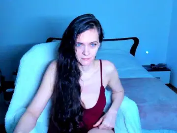 Bongacams Live Sex Cam of SexQueen11