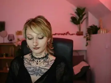 Bongacams Live Porn of tattooedblondee18