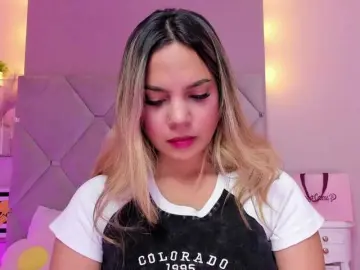 Bongacams Sex Cam of MeganRosse1