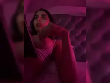 Bongacams Live Sex Cam of SallyeLeins