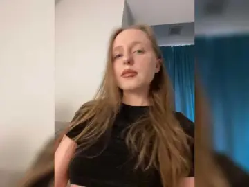 Bongacams Watch Live Sex Cams of PeachPie