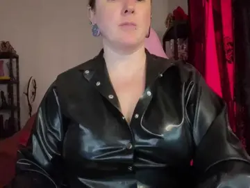 Bongacams Free Porn Cam of NylonQueen