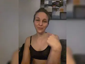 Bongacams Sex Chat of Alisasqrl