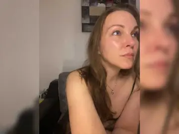 Bongacams Live Sex of Alisasqrl