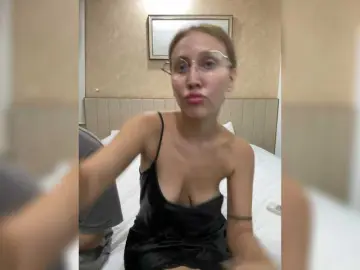 Bongacams Best live sex cam show of LoveStream69
