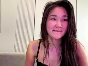 Bongacams Watch Live Sex Cams of very-hot-japanese-girl