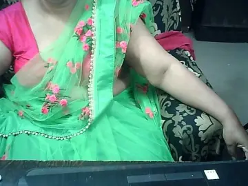 Bongacams Live Sex Cam of Indianbhabhimilf40