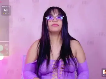 Bongacams Free Porn Cam of innocenthazel