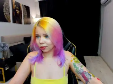 Bongacams Live Sex Cam of FunnyVibe