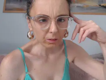 Bongacams Nude Webcam of cleophee