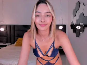 Bongacams Live Sex Cam of MelissaMoore