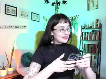 Bongacams Adult Webcam of Luci--ana