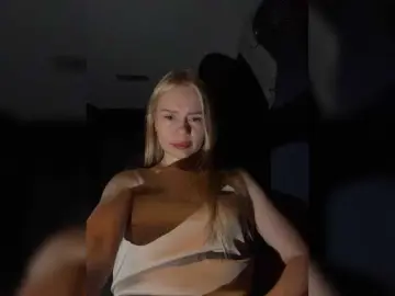 Bongacams Private Sex Chat of -SexyMilf-