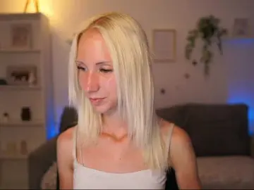 Bongacams Best live sex cam show of piperperri18