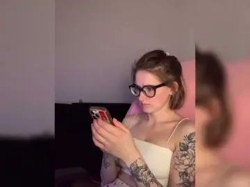 Bongacams Sex Chat of Asya-baby